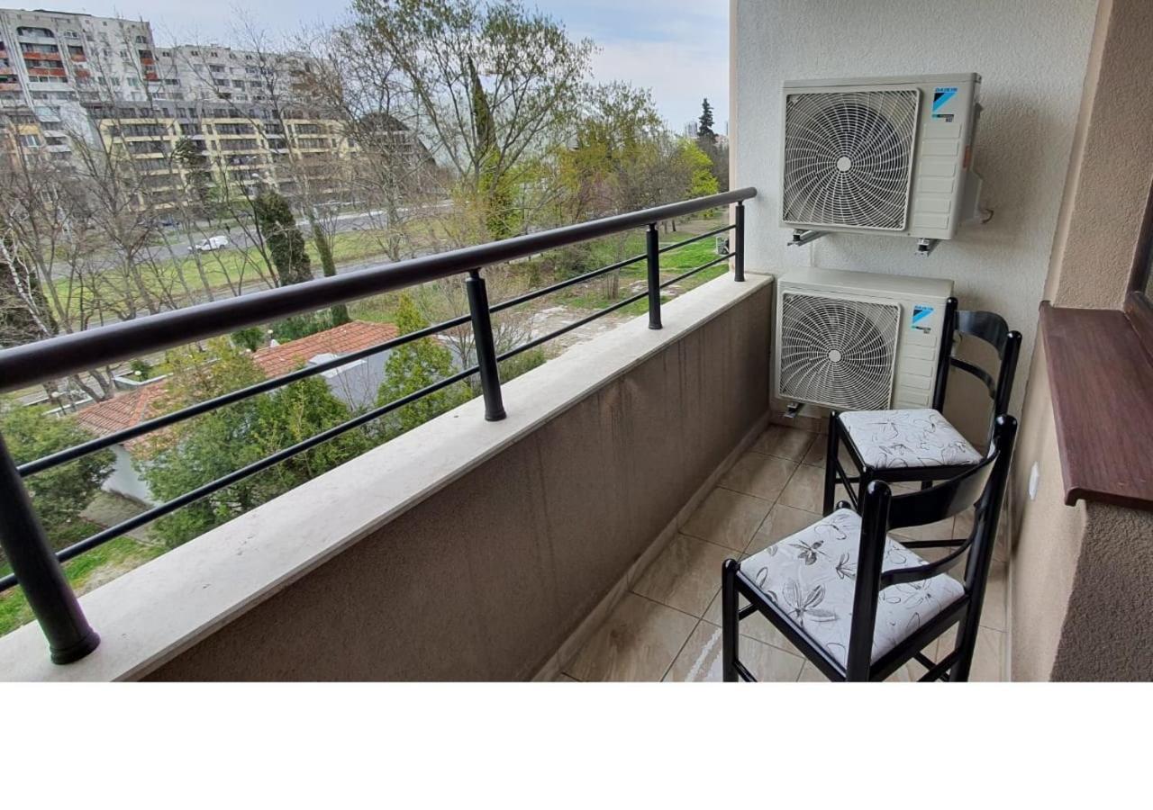 K&K Stylish Elegance Apartment Burgas Luaran gambar